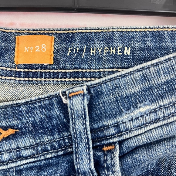 Anthropologie Pilcro and the Letterpress Mid Rise Faded Straight Leg Jeans - Picture 4 of 8